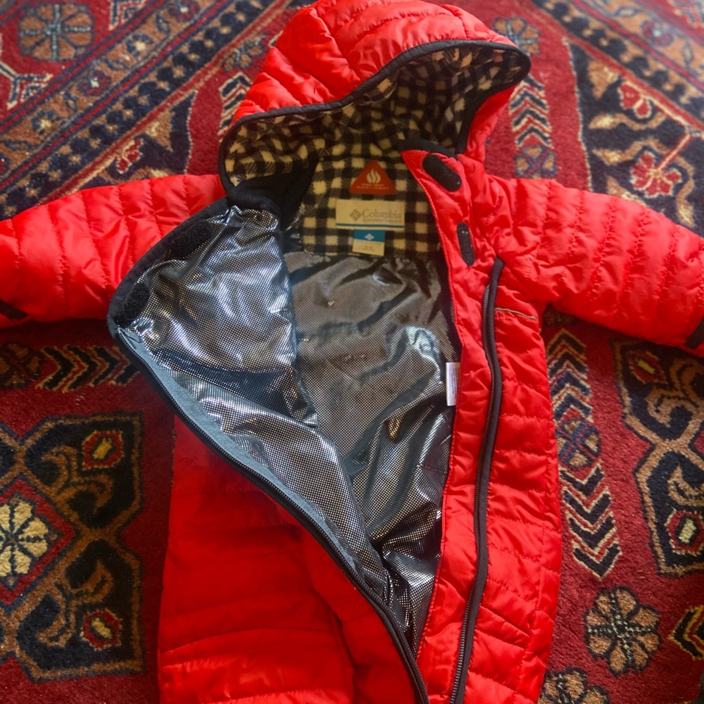 Columbia sportswear red baby bunting suit 3-6 months